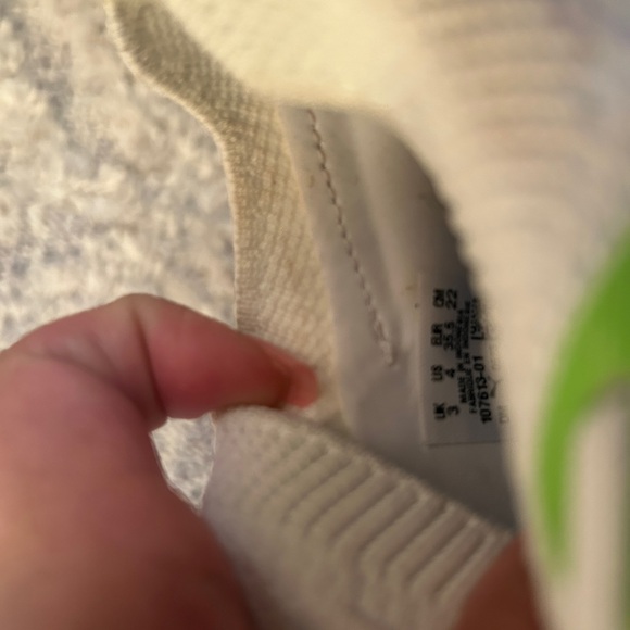 PUMA Future Ultimate Neymar JR - Youth - Size 4 - Picture 5 of 6